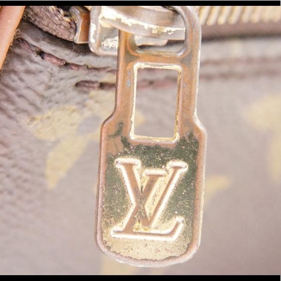 PRE-OWNED LOUIS VUITTON VINTAGE MONOGRAM PAPILLON - Picture 6 of 8